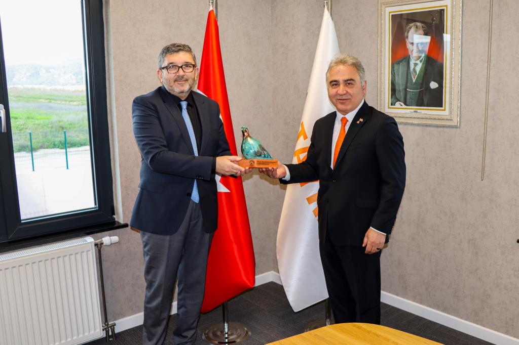 Rektörümüz Prof. Dr. Kaplancıklı’dan TAYRAŞ Baz Yağ Rafinerisi’ne Ziyaret